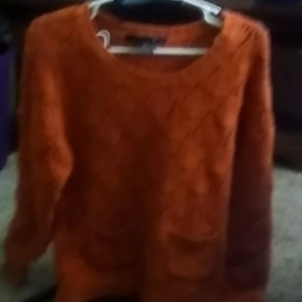 Women's sweater